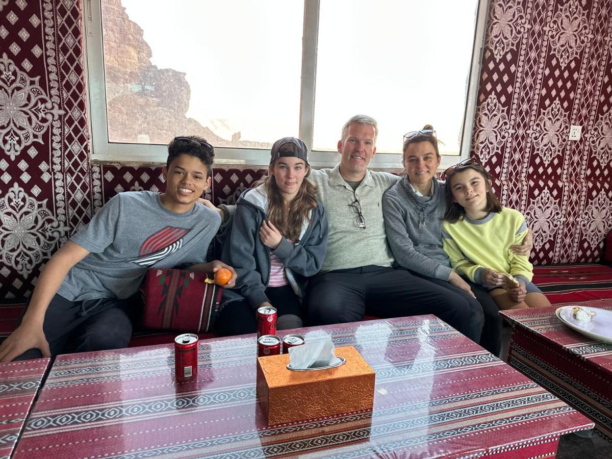Rum Titanic Camp Wadi Rum Eksteriør billede